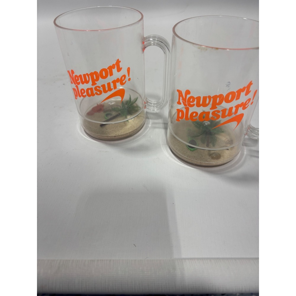 Vintage Newport Pleasure Cigarette Promo Mugs Beach‎ Scene Sand Base Set of 2